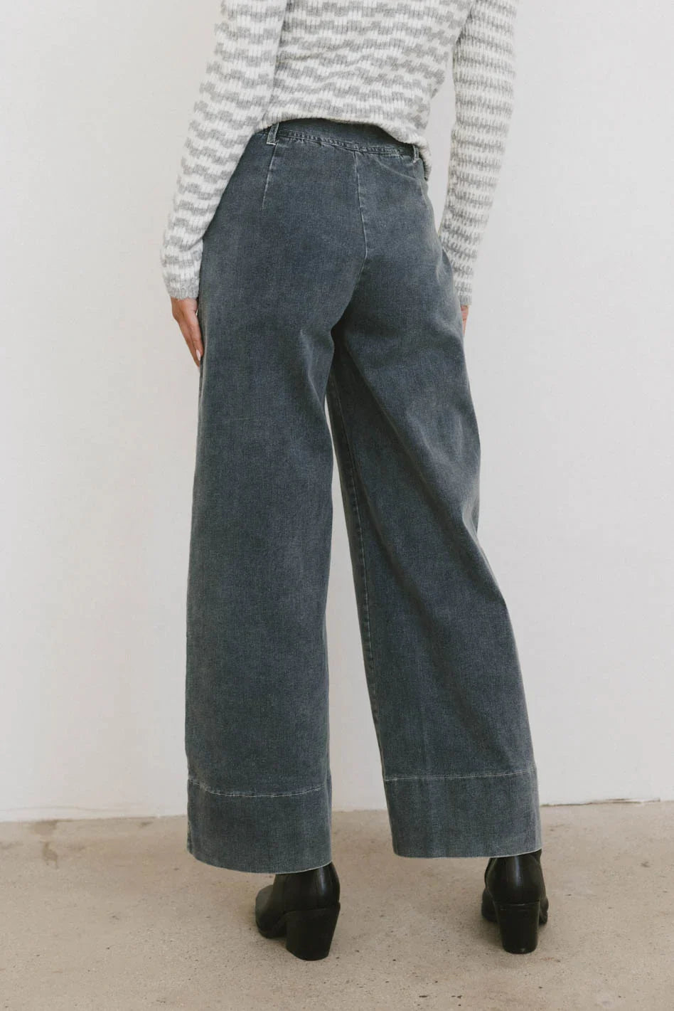 Emmaline Wide Leg Jeans in Dark Wash FINAL SALE