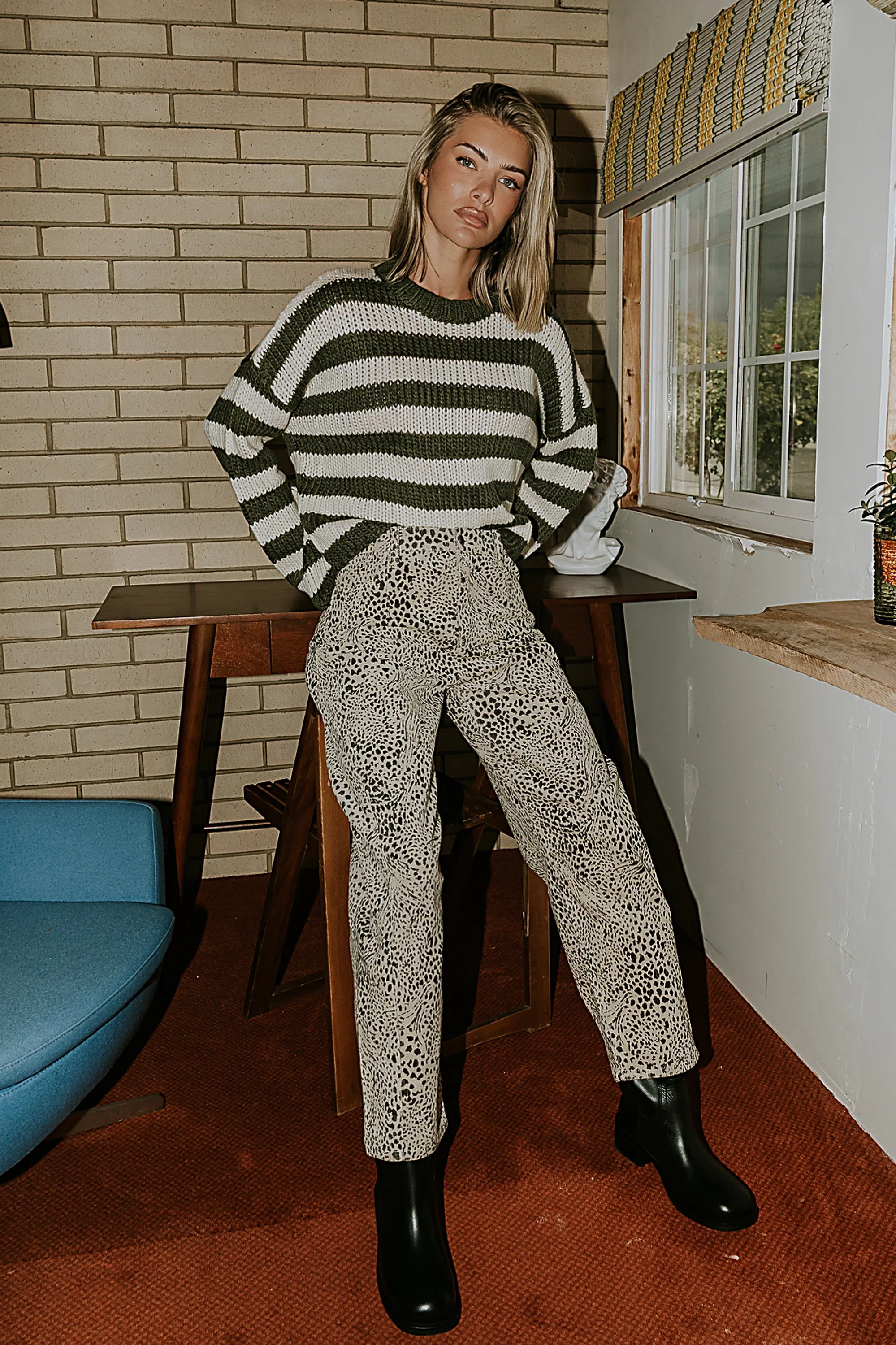 Charlie Corduroy Barrel Jeans