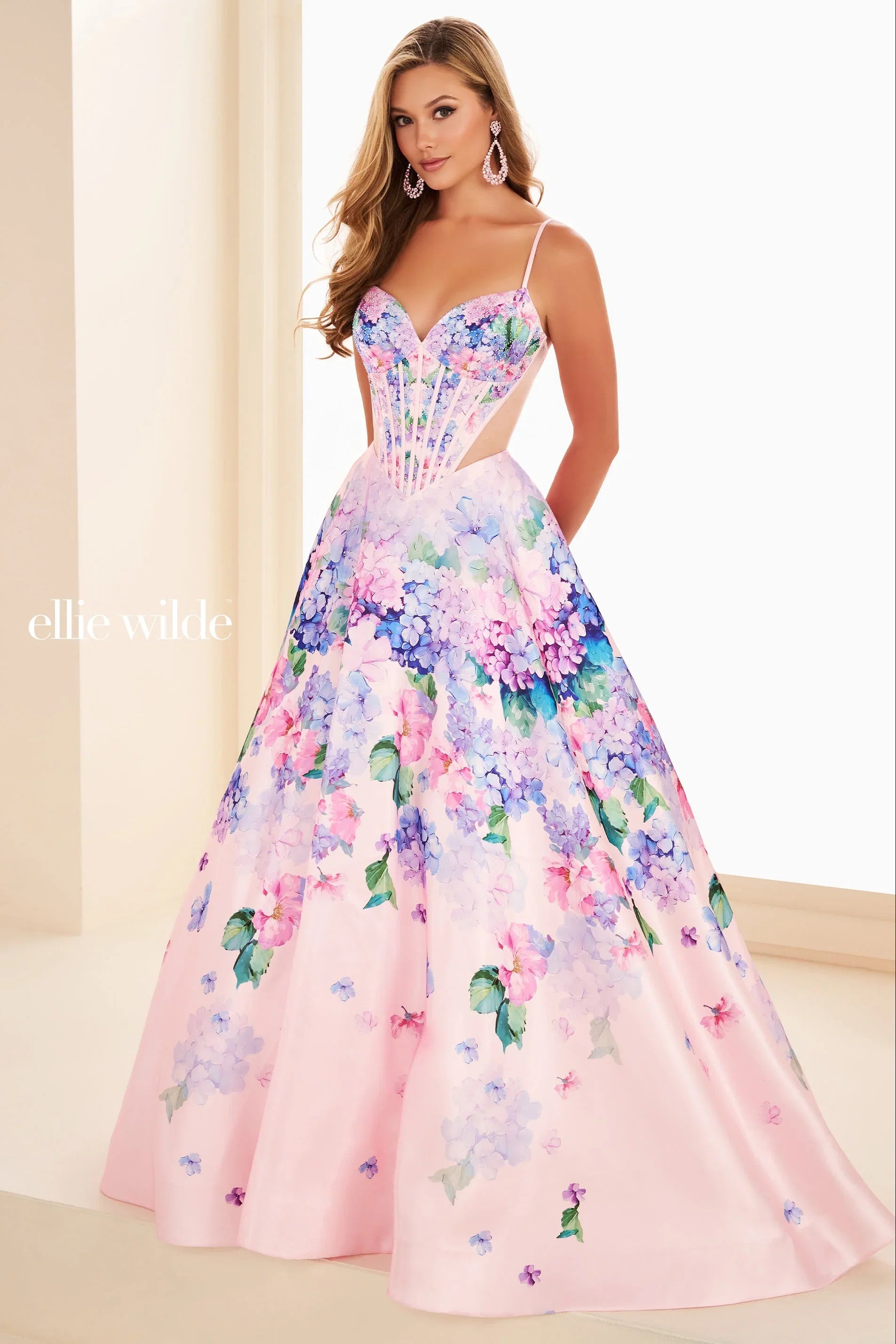 EW37004 Ellie Wilde