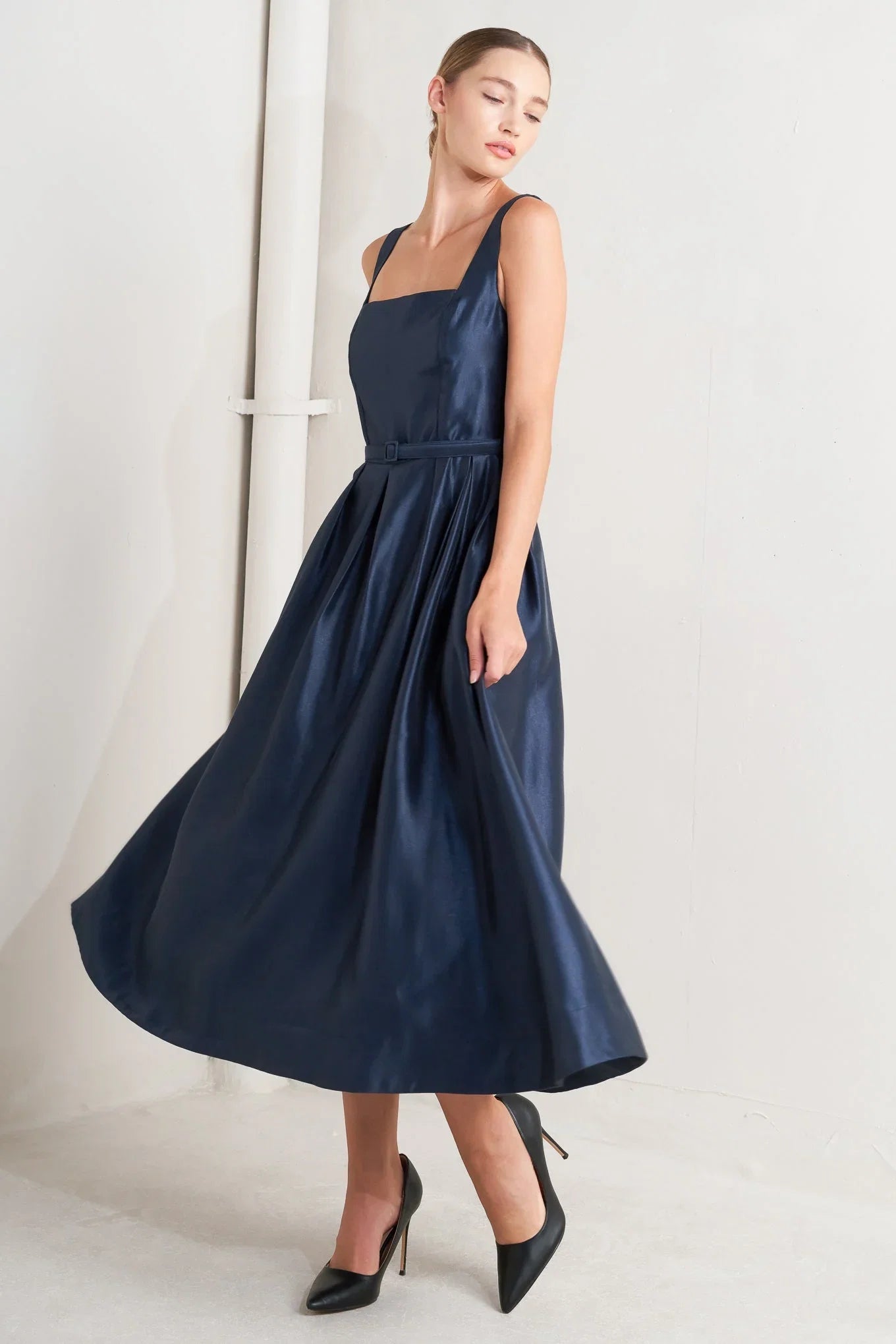 FEMME SILHOUETTE NAVY MIDI DRESS FINAL SALE