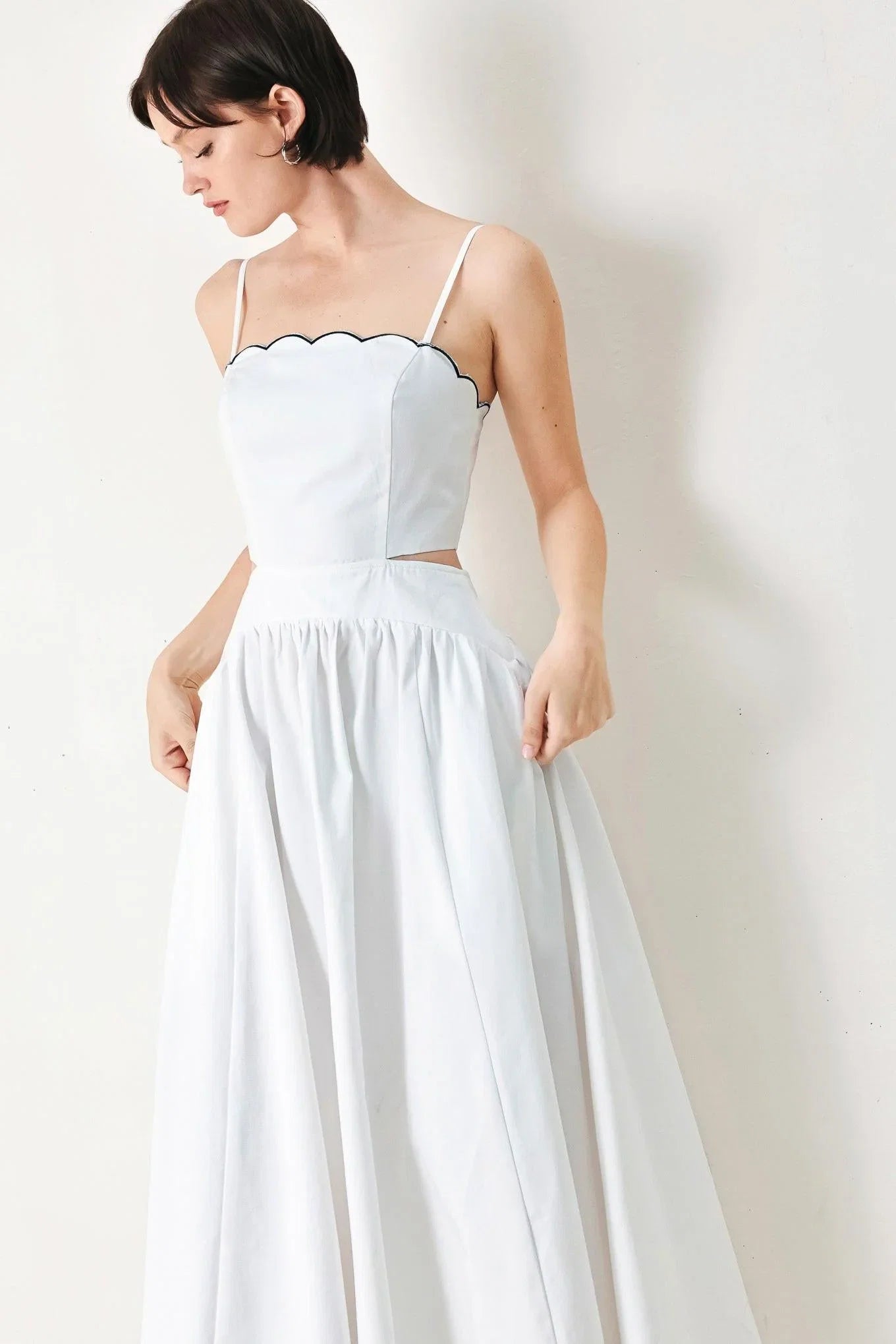 PURE ELEGANCE WHITE MIDI DRESS