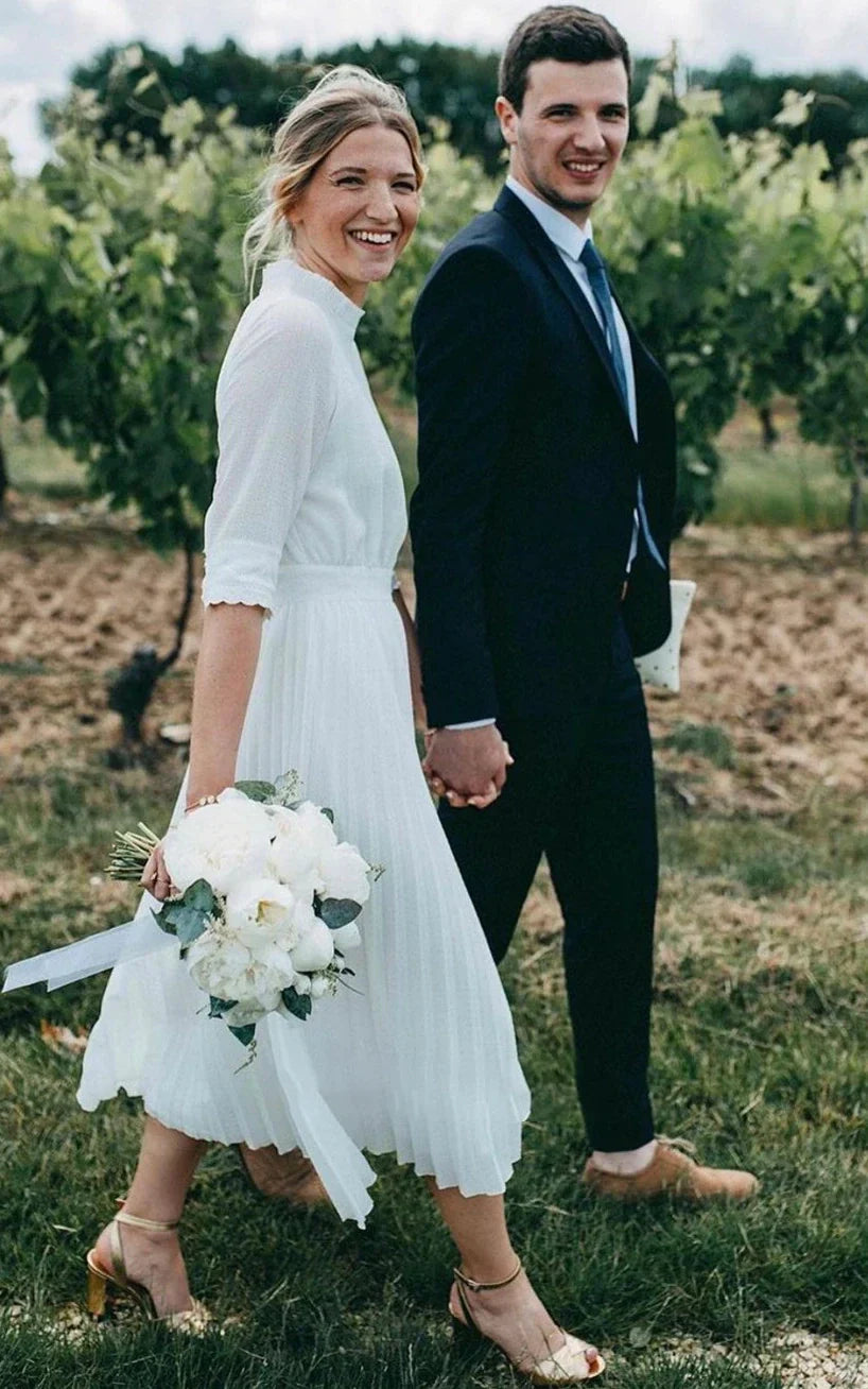 Vintage Modest Long Sleeve Wedding Dress with Pleats Simple Tea length A Line High Neck