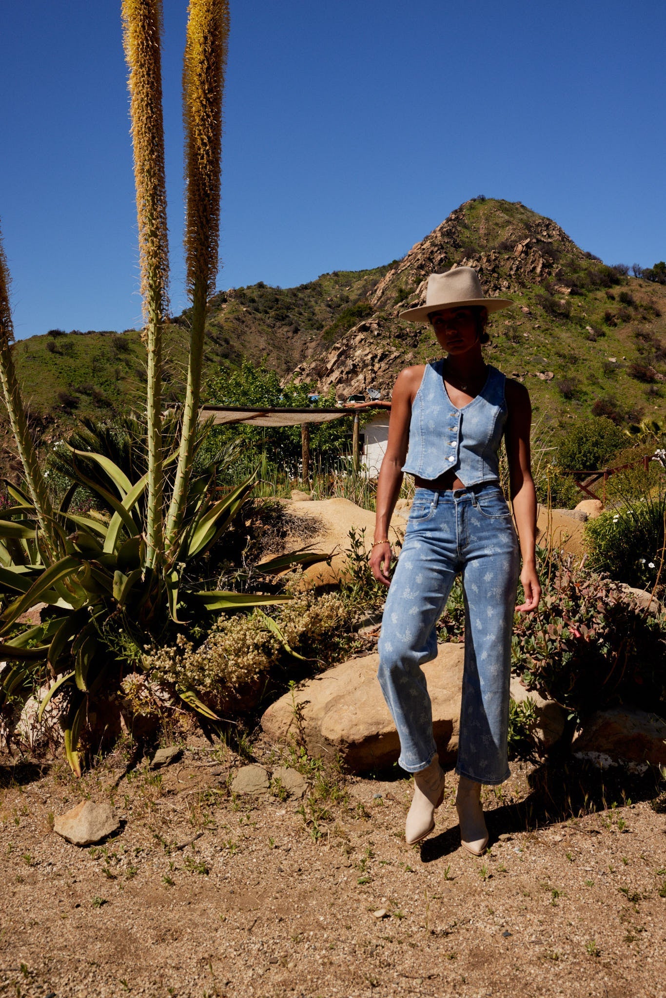 Shea Floral Vest in Light Wash FINAL SALE
