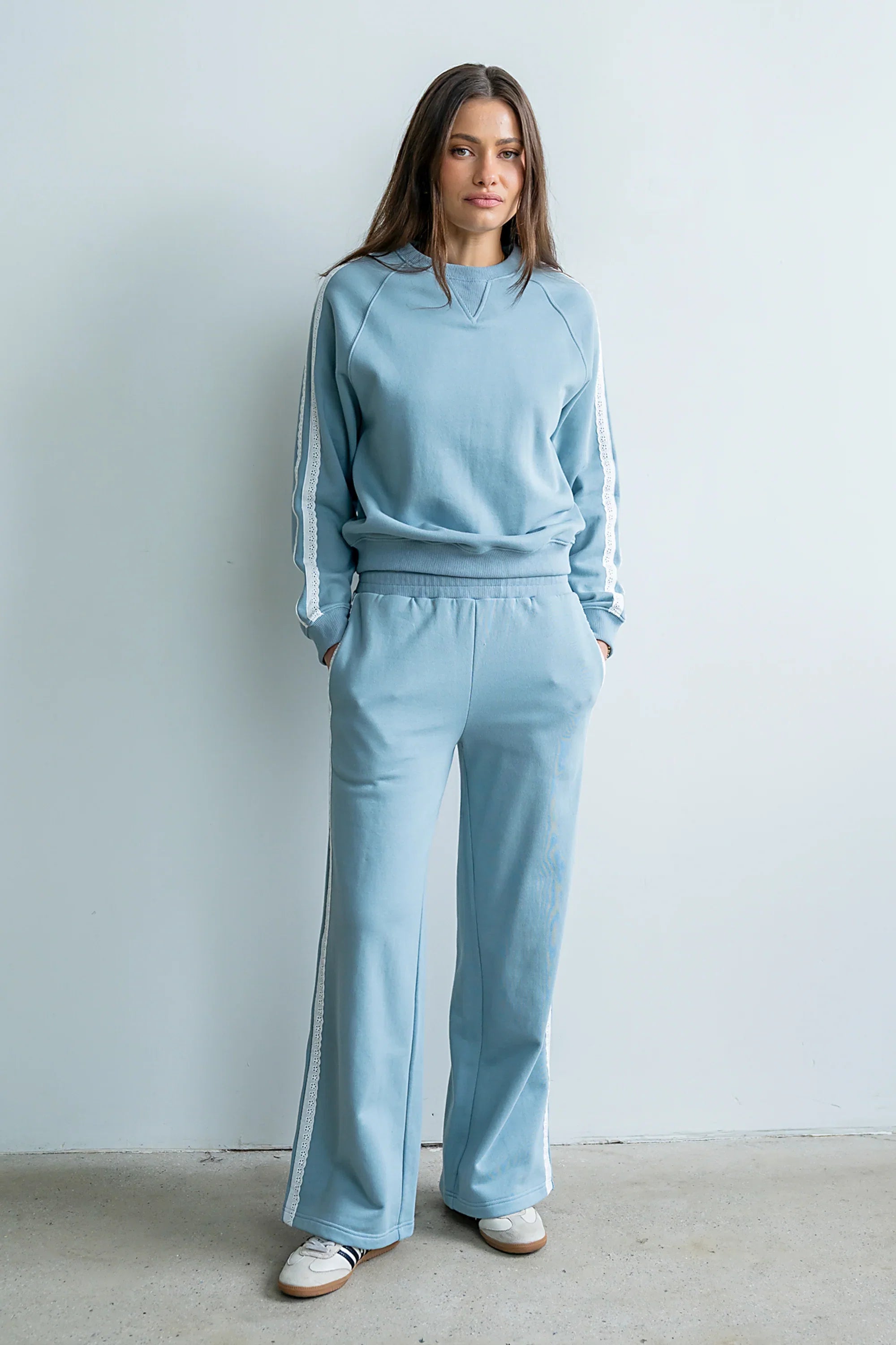 Mickey Wide Leg Jogger in Blue