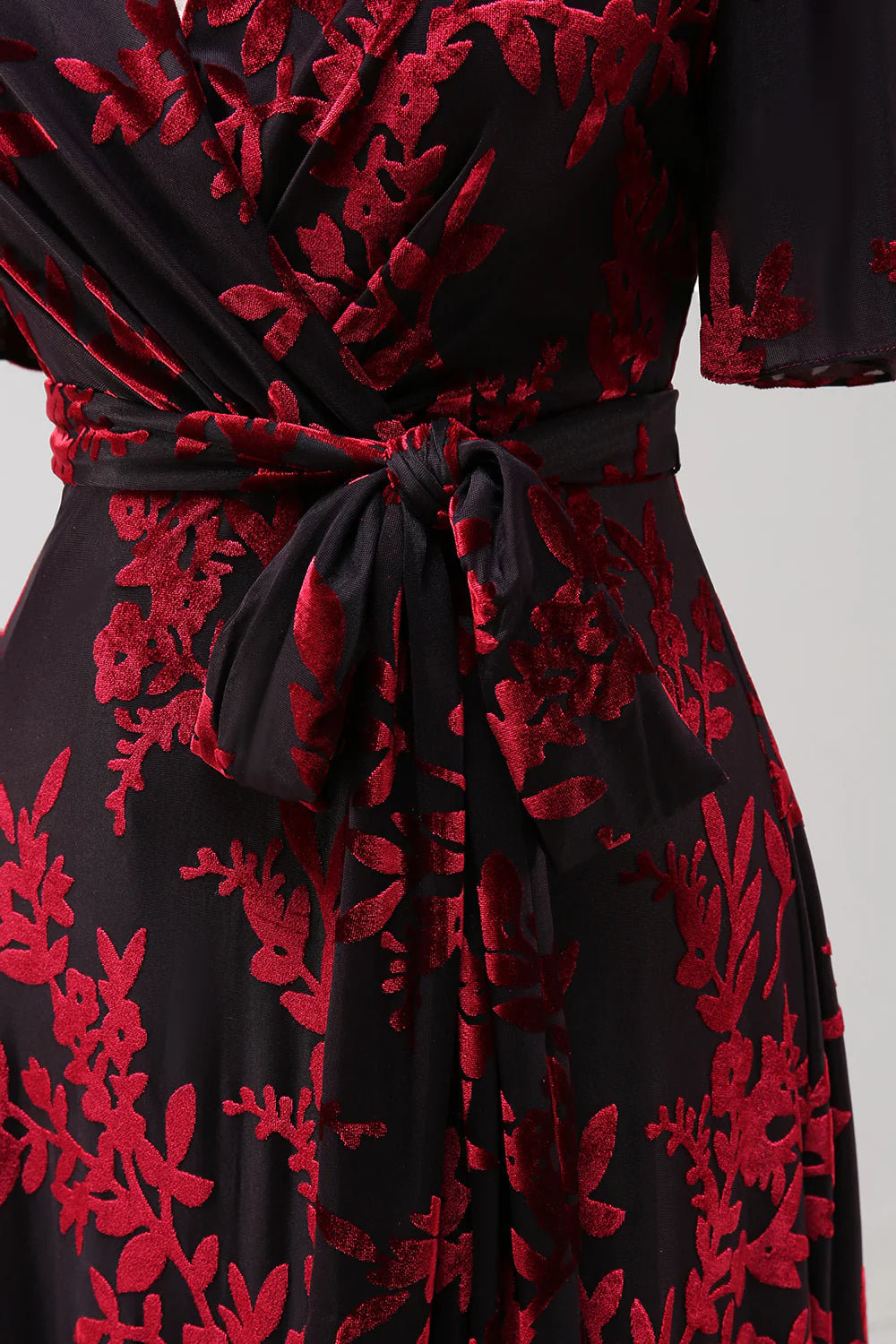 Burgundy Burnout Velvet A Line V Neck Maxi Dress with Short Sleeves